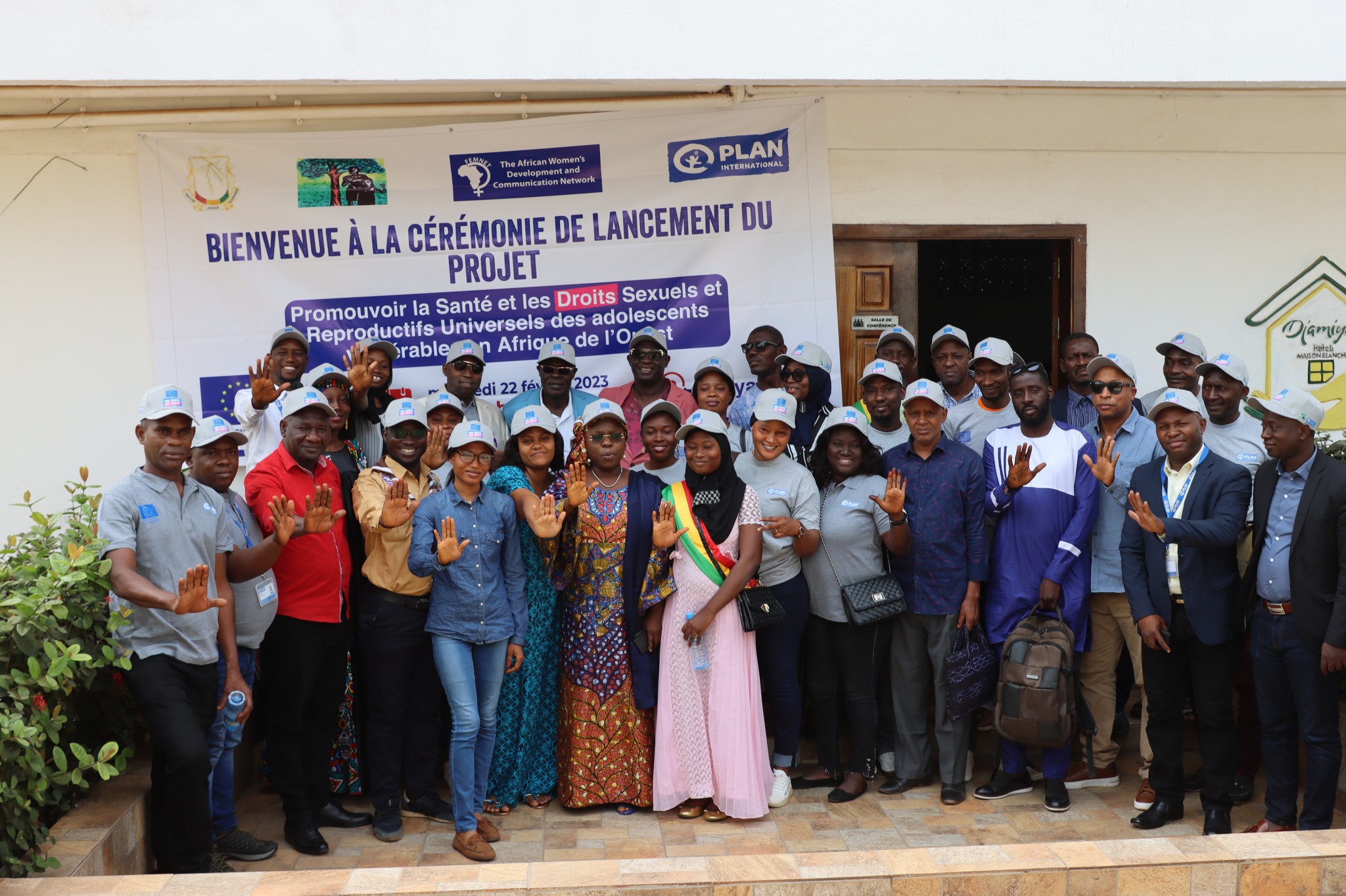Plan International recrute un agent de développement communautaire