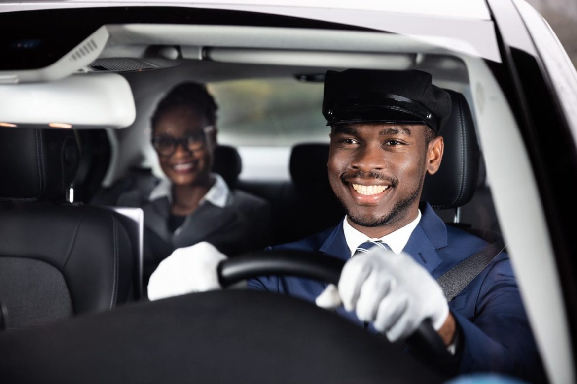Leave recrute 01 Chauffeur professionnel