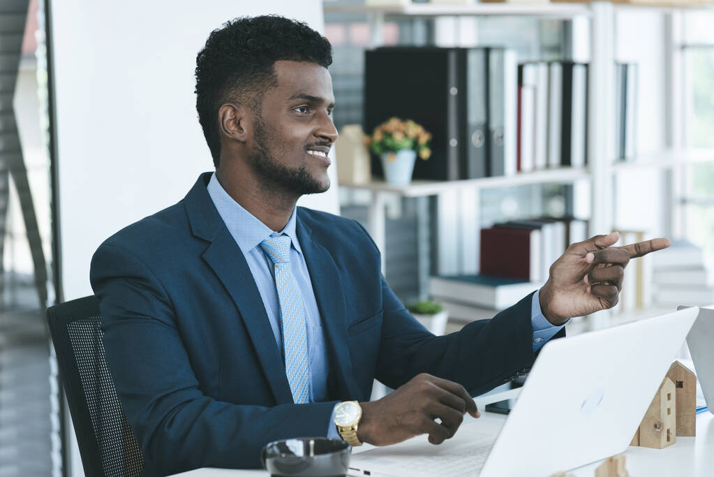 AMD Corporate recrute un Juriste bilingue