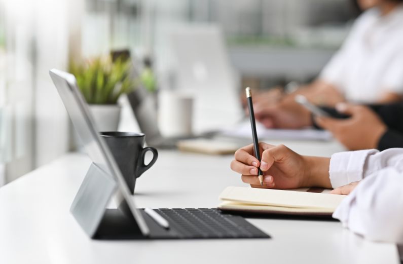 AFRI RH recrute 01 Traducteur