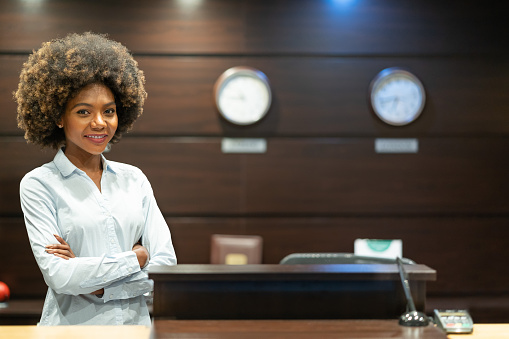 AID RECRUIT recrute 01 Réceptionniste d’hôtel